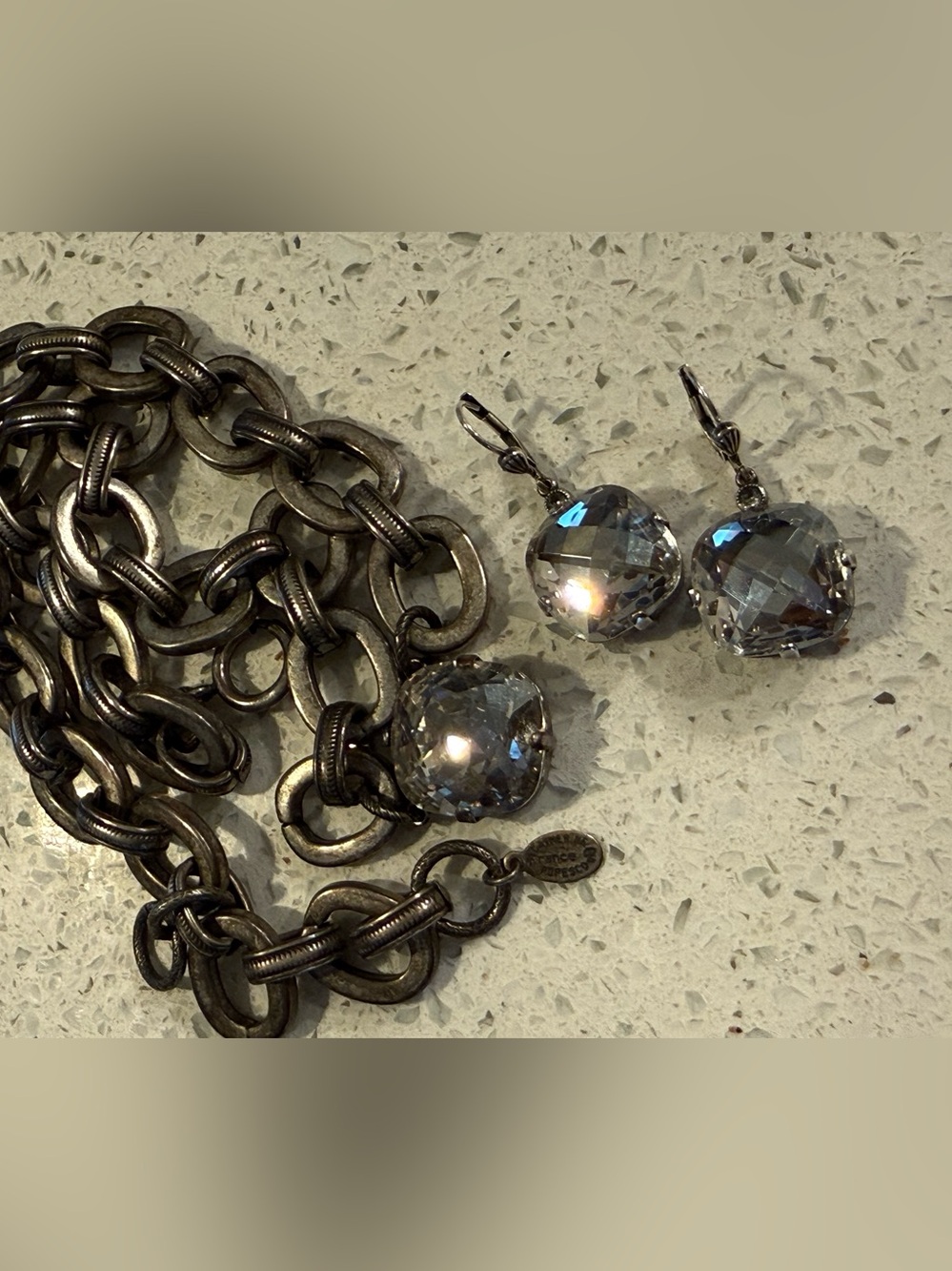 Vintage La Vie Parisienne by
Catherine
Popesco with necklace with Earings - Picture 3 of 7